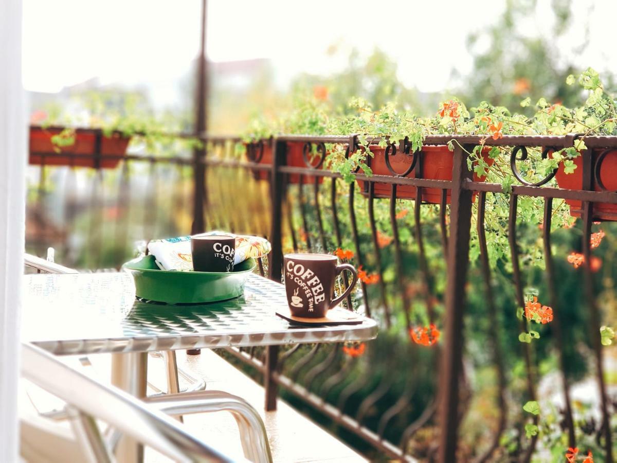 Apulum Gardens Hotel Alba Iulia Bagian luar foto